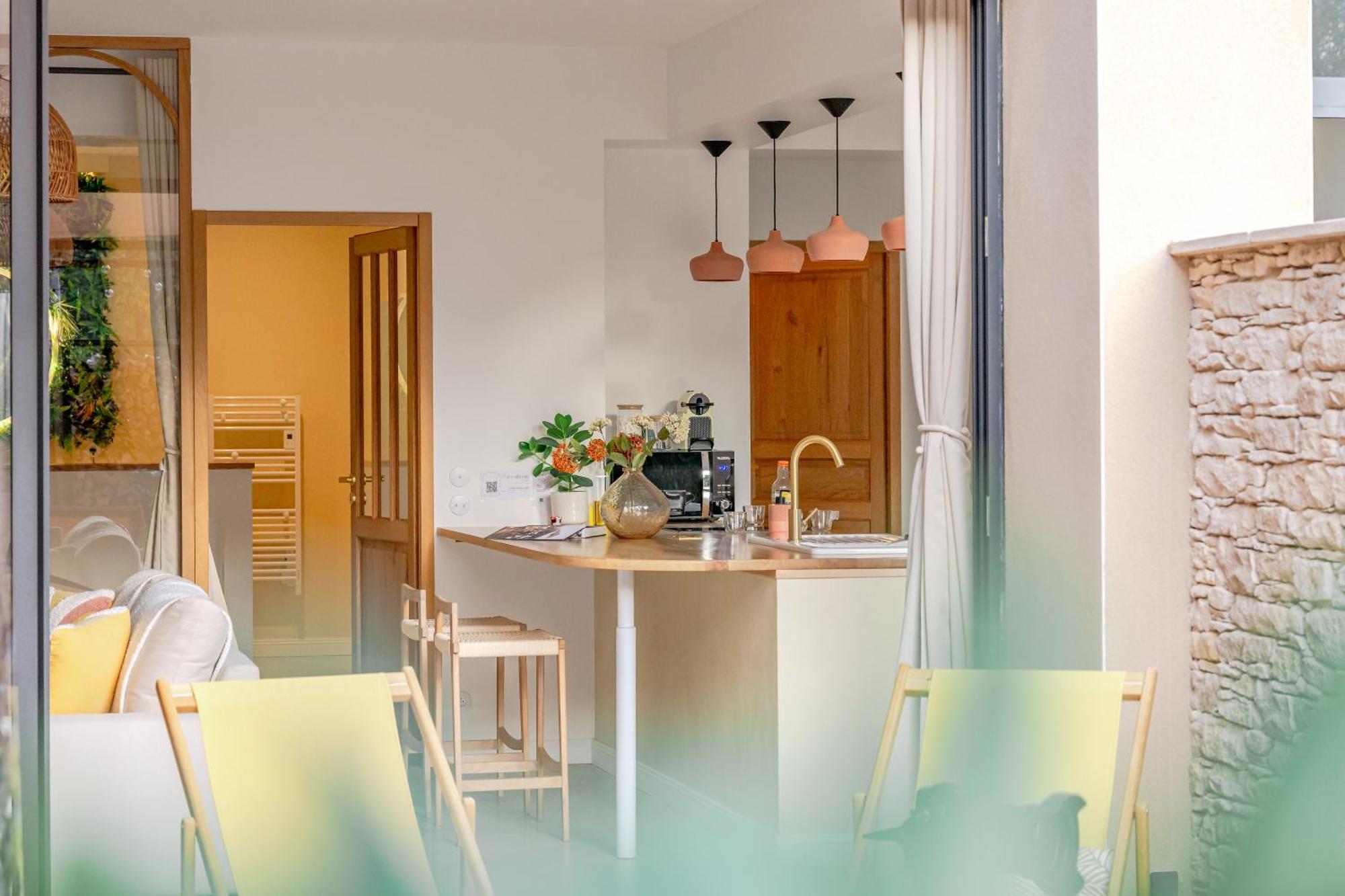 Hermes - Appartement Avec Jacuzzi Scandinave Ньон Екстериор снимка